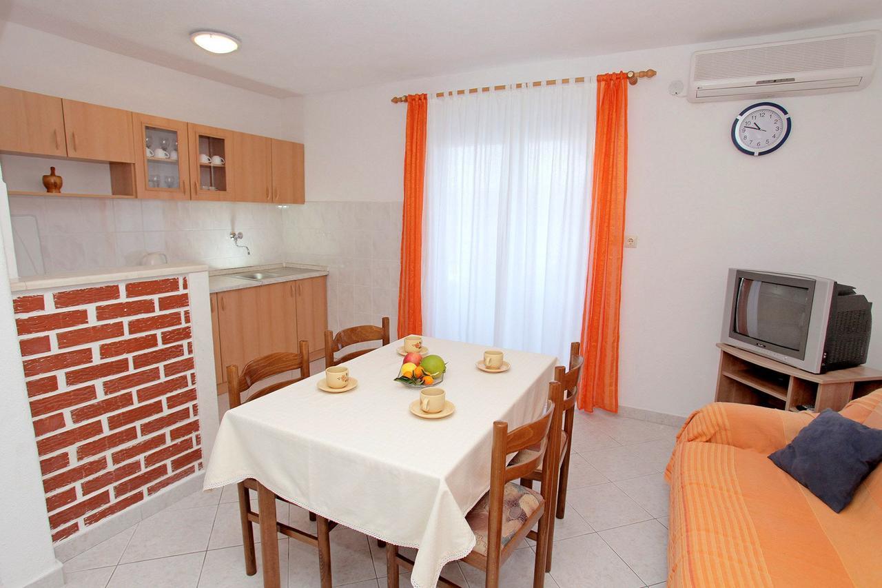 Apartments Iva Trogir Luaran gambar